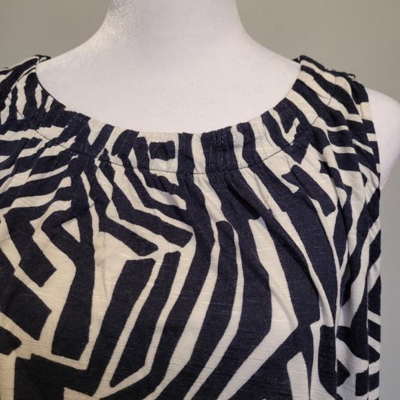 Loft Outlet Navy and White Sleeveless Blouse - Picture 3 of 5